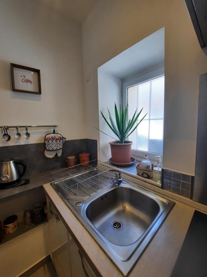 Agreable Appartement T2 Proche Centre Nimes Exterior photo