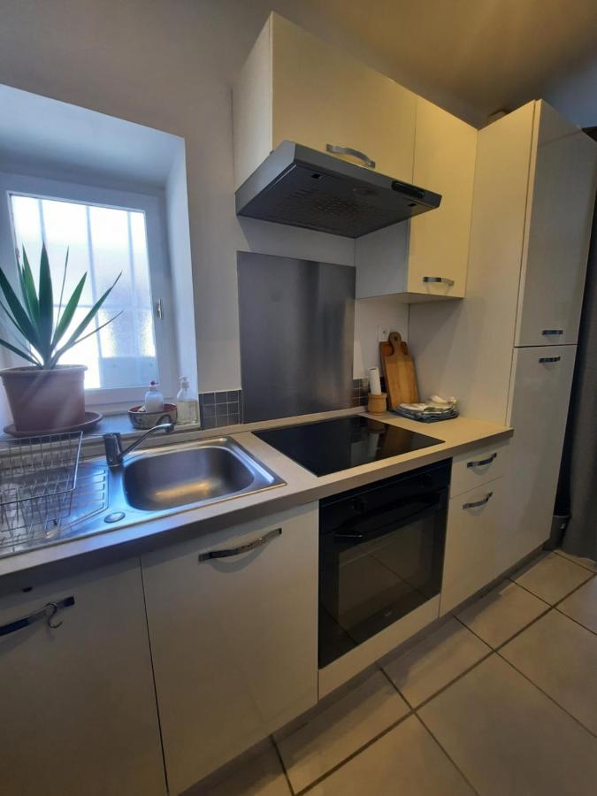 Agreable Appartement T2 Proche Centre Nimes Exterior photo