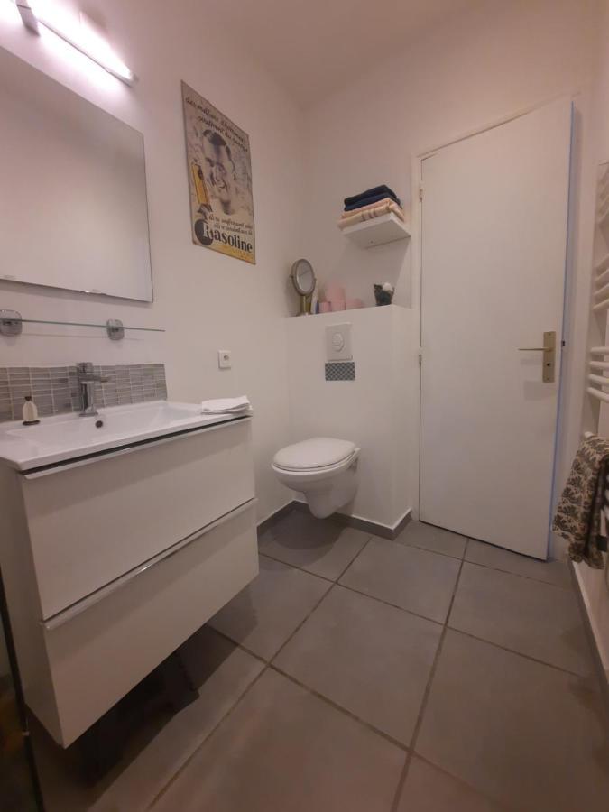 Agreable Appartement T2 Proche Centre Nimes Exterior photo